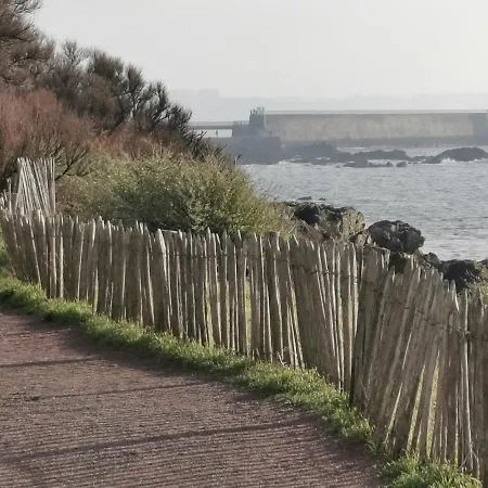 Port-rousse - La Rouliere Hébergement de vacances *