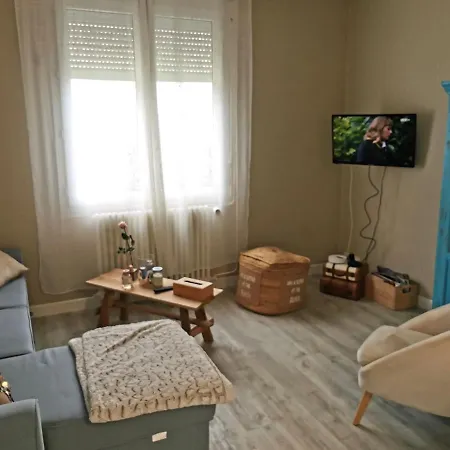 Port-rousse - La Rouliere بيت للعطل